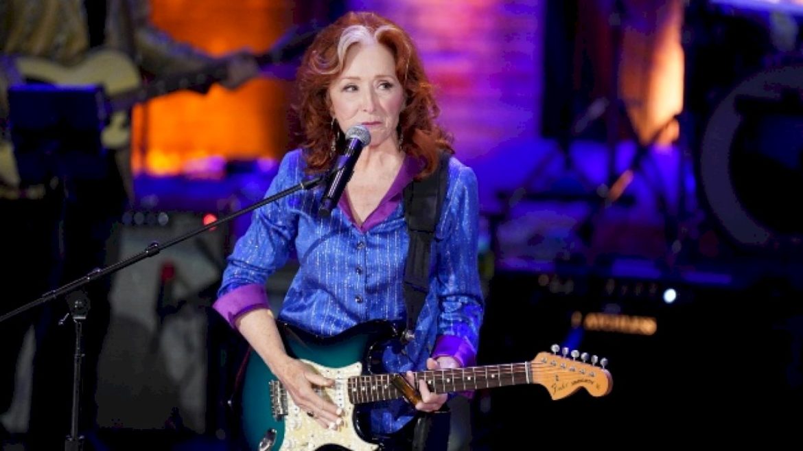 bonnie-raitt-to-headline-merlefest