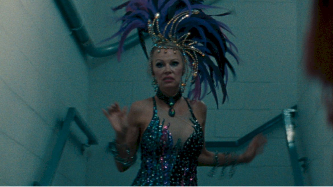 hear-new-miley-cyrus-song-in-trailer-for-‘the-last-showgirl’