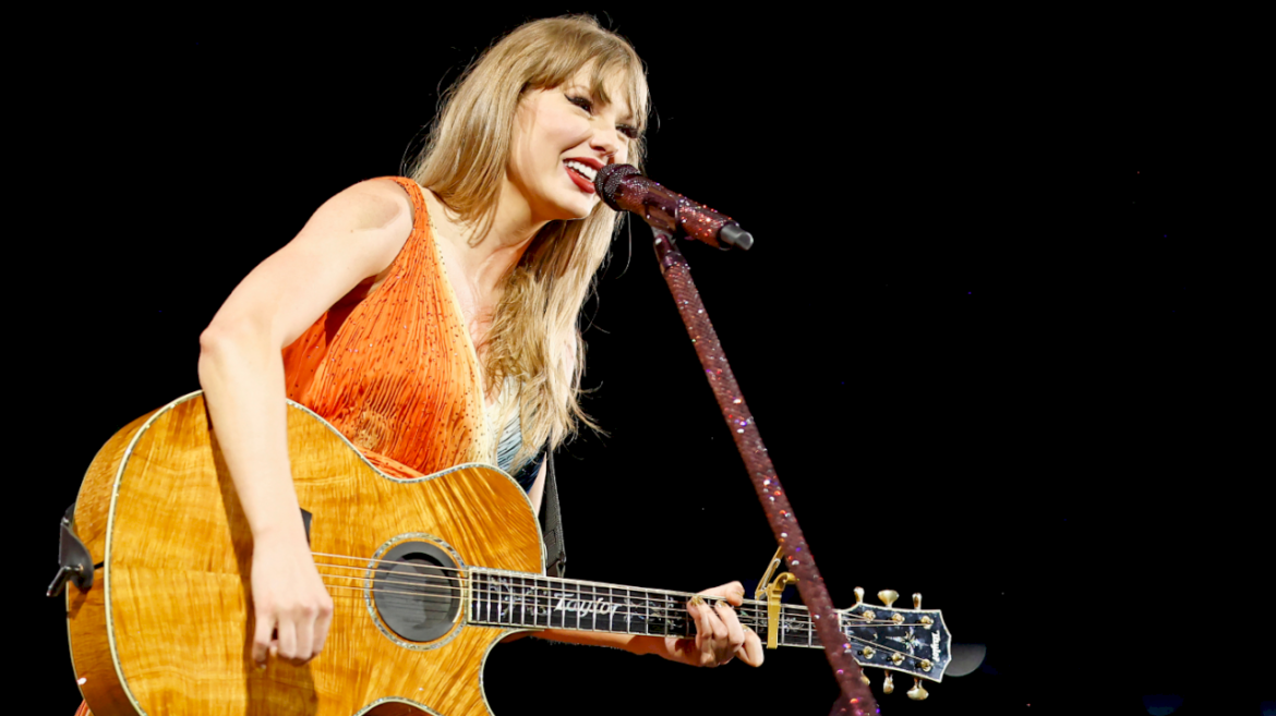 taylor-swift-reacts-to-6-grammy-noms-at-eras-tour-show-in-toronto:-‘it’s-so-wonderful’