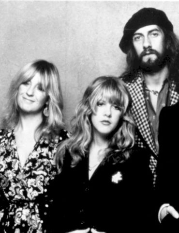 first-fully-authorized-fleetwood-mac-documentary-in-the-works