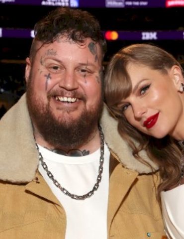 jelly-roll-says-he-was-so-nervous-when-he-met-taylor-swift-he-couldn’t-think-—-or-talk-—-straight