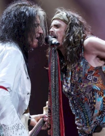 aerosmith-to-be-replaced-by-the-muppets-on-disney’s-rock-‘n’-roller-coaster-ride