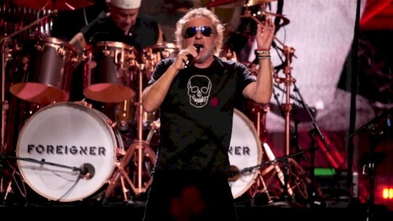 sammy-hagar-on-alex-van-halen:-‘i-just-want-to-be-friends-again’