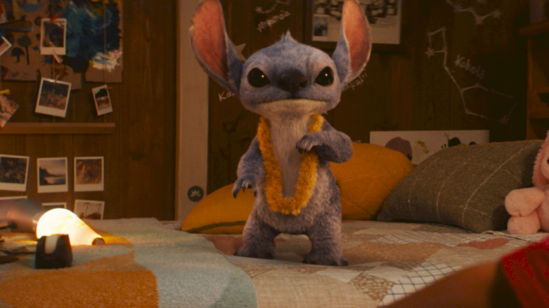 live-action-‘lilo-&-stitch’-movie-gets-teaser-with-stitch-wreaking-havoc-on-a-beach