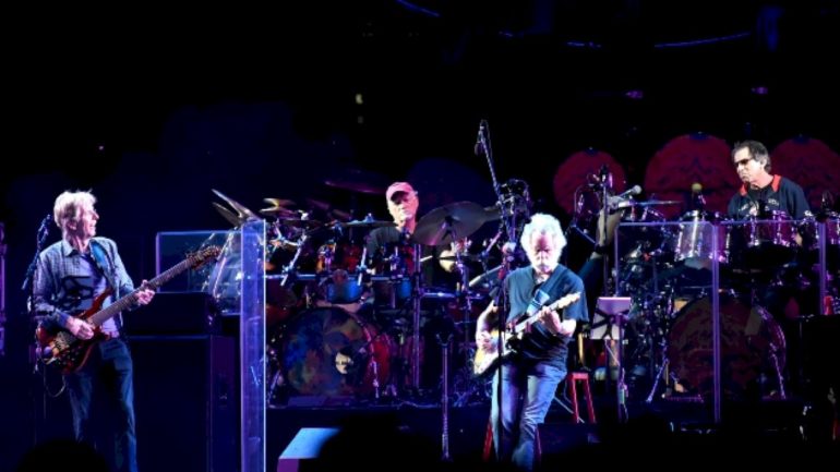 surviving-grateful-dead-members-had-planned-a-60th-anniversary-reunion-before-phil-lesh’s-death