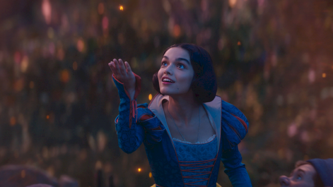 disney-shares-official-trailer-for-‘snow-white’-live-action-adaptation