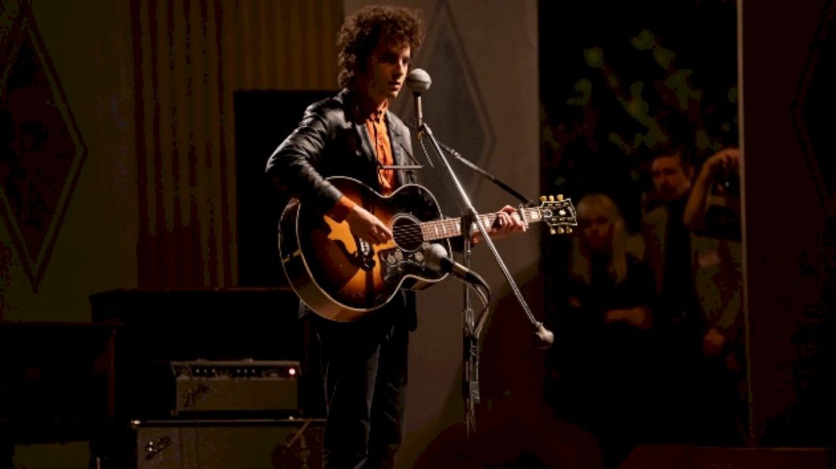 gibson-unveils-a-complete-unknown:-the-collection,-guitars-inspired-by-the-bob-dylan-biopic