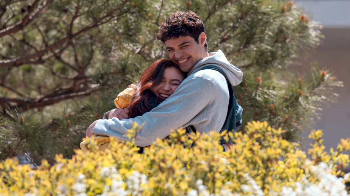 peter-kavinsky-is-back-in-‘xo,-kitty’-season-2-trailer