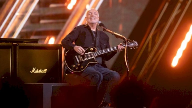 peter-frampton-hopes-upcoming-documentary-will-show-fans-‘who-i-really-am’