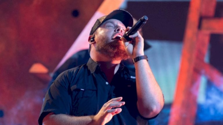 help-luke-combs-choose-his-next-duet-partner