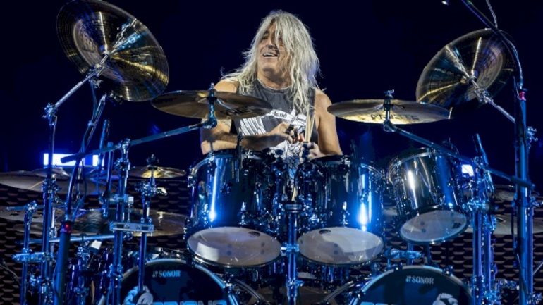 motorhead-&-scorpions-drummer-mikkey-dee-recovering-from-sepsis-hospitalization