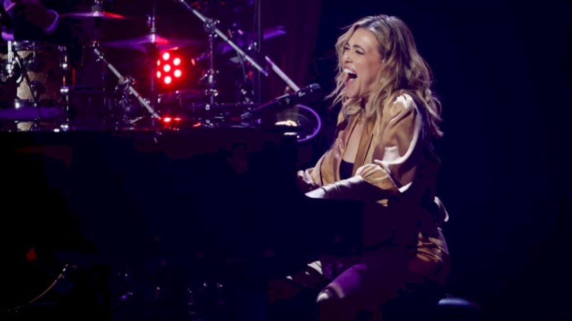 amid-la-wildfires,-rachel-platten-announces-tour:-‘this-is-my-way-of-helping’