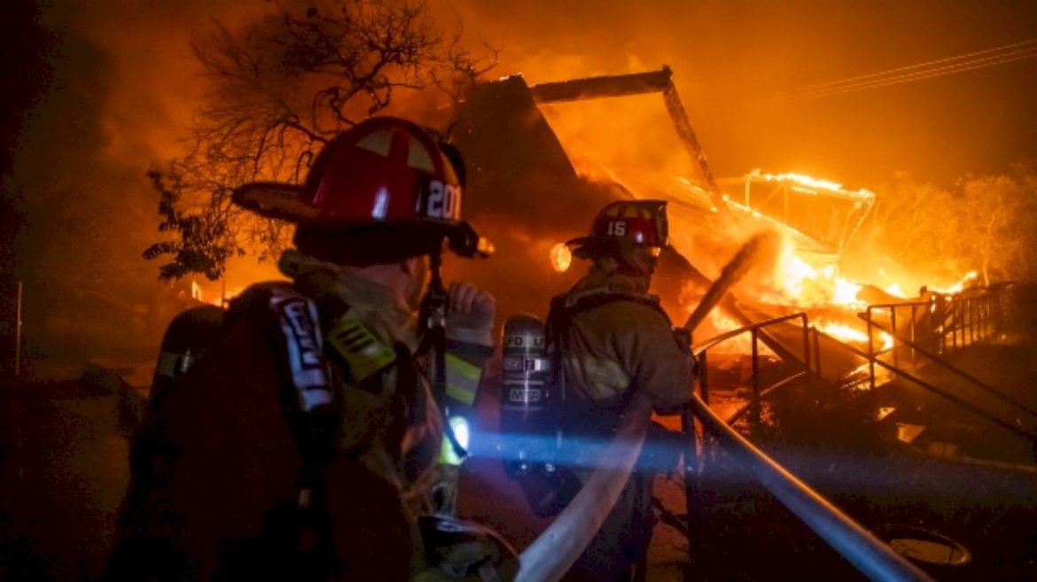 la-fires-live-updates:-crews-finding-remains-in-altadena