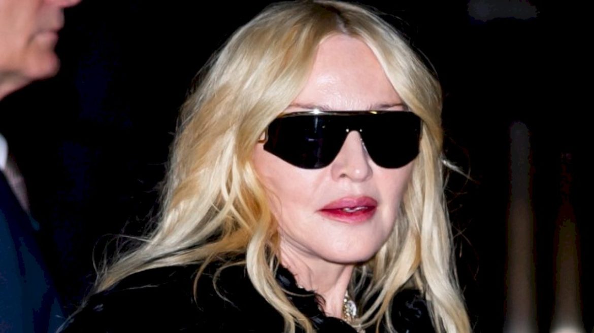 amid-la-fires,-madonna-sends-her-‘heart-and-prayers’-out-to-‘all-who-have-to-start-all-over-again’