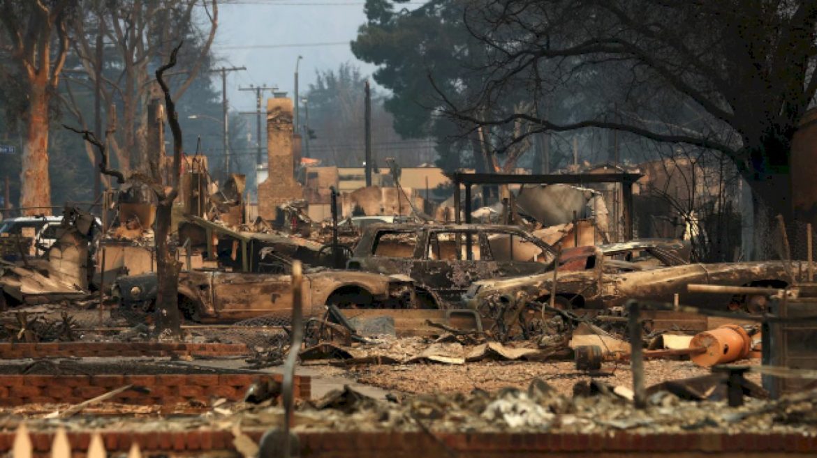 los-angeles-wildfires-timeline:-how-the-deadly-blazes-unfolded