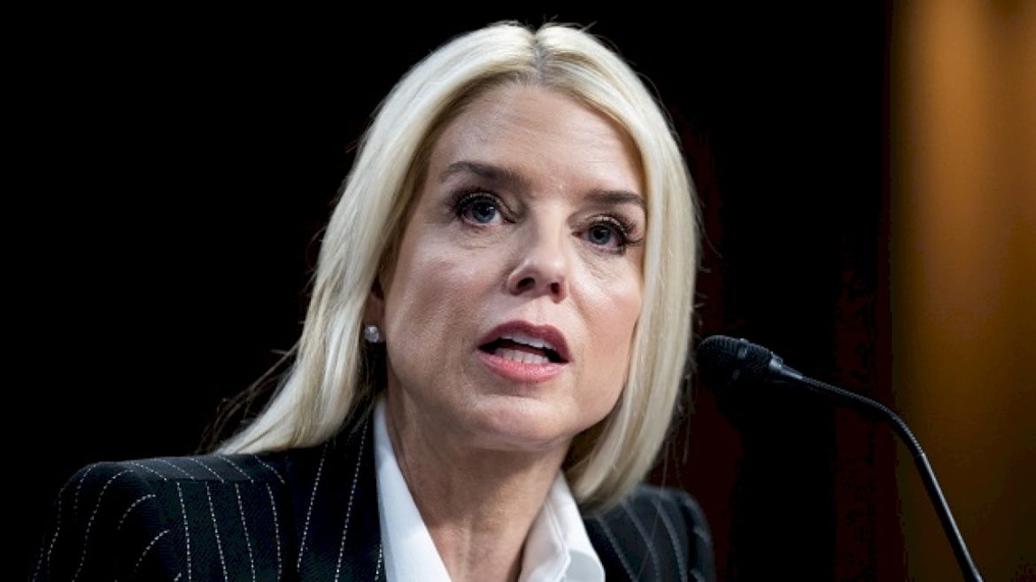 trump-ag-pick-pam-bondi-made-at-least-$3-million-from-truth-social-merger,-filings-show