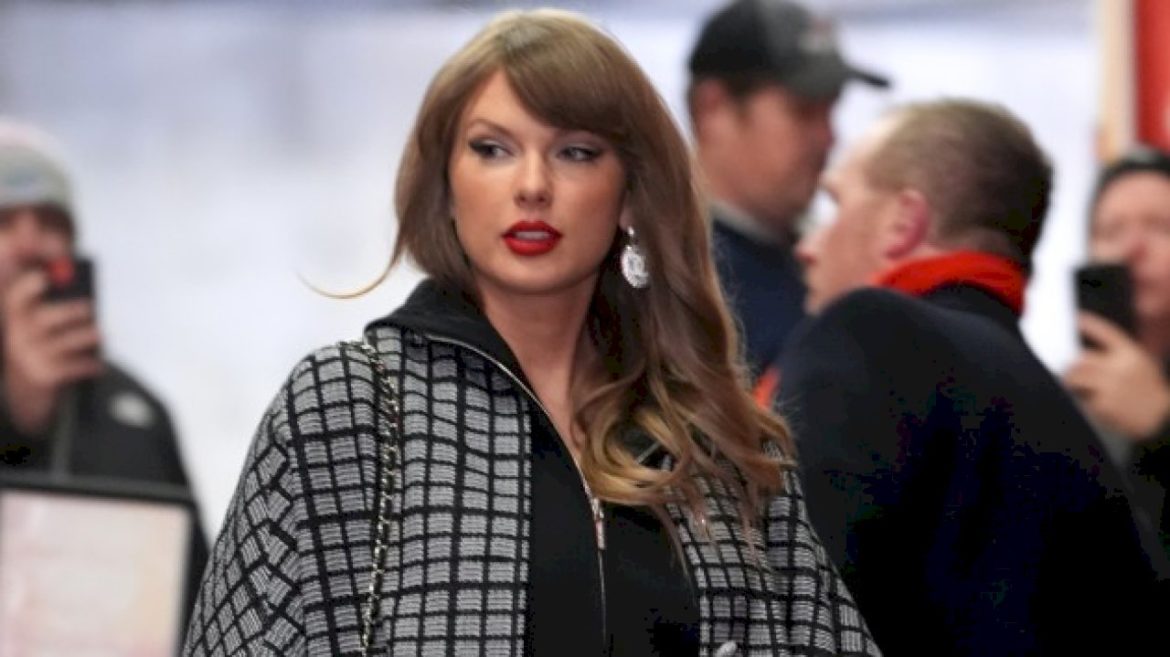 taylor-swift’s-family-—-and-caitlin-clark-—-join-her-for-chiefs-playoff-game