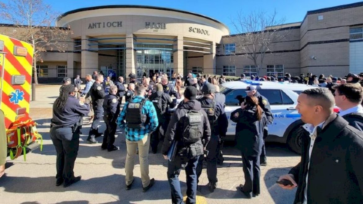 nashville-school-shooting-suspect-posted-photos-on-social-media-just-before-opening-fire-in-cafeteria:-police