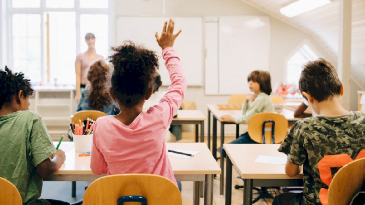 lawsuit-filed-against-south-carolina’s-race,-gender-curriculum-restrictions