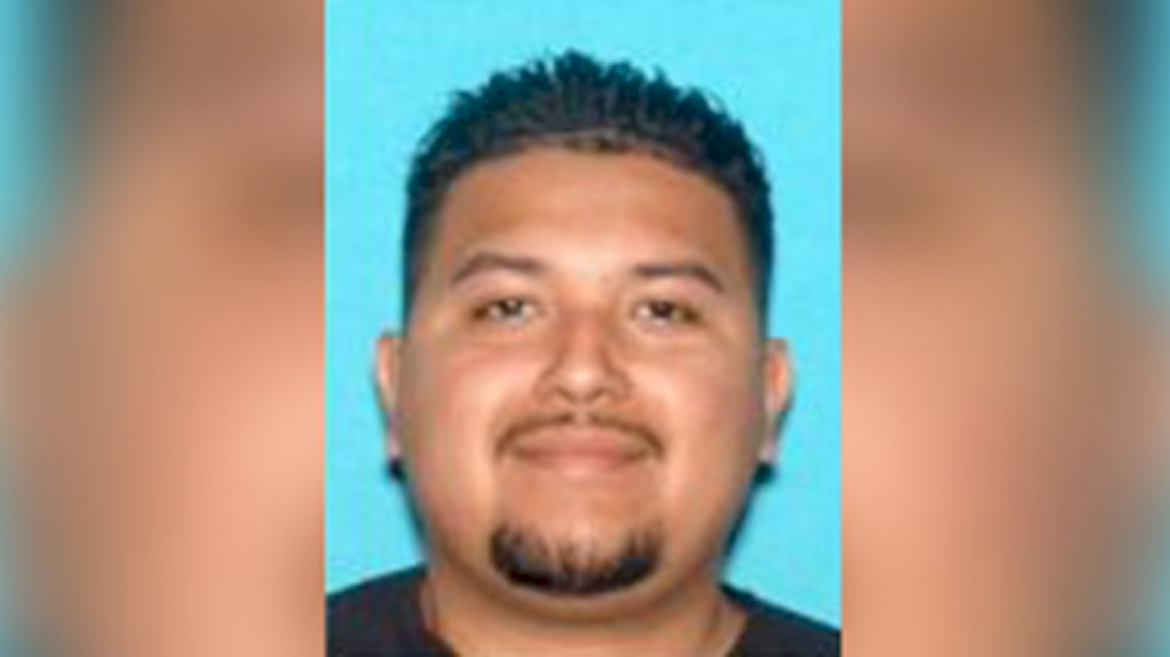 man-wanted-for-killing-woman,-kidnapping-their-2-daughters-may-have-fled-to-mexico:-sheriff