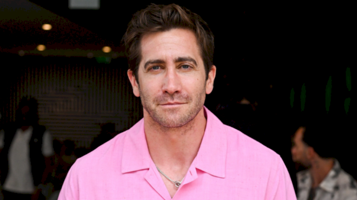 jake-gyllenhaal-to-star-in-romantic-thriller-from-m.-night-shymalan,-nicholas-sparks