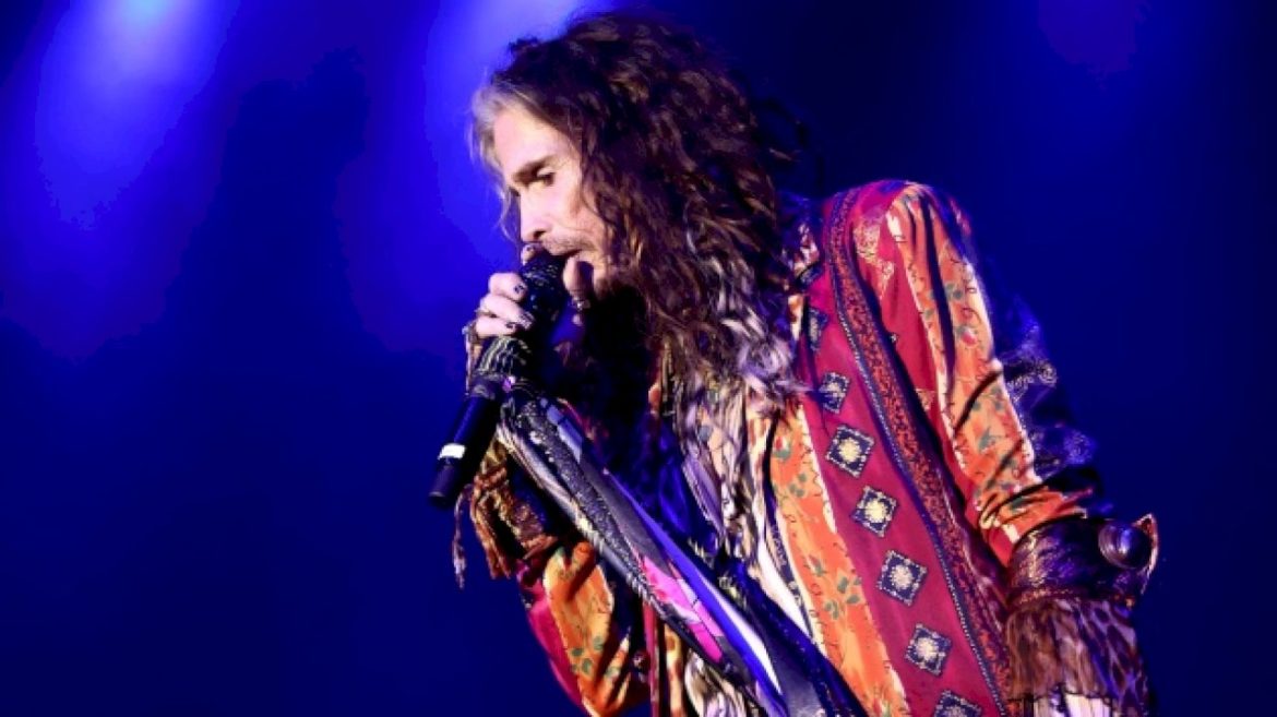 aerosmith’s-steven-tyler-performs-for-the-first-time-since-fracturing-his-vocal-cords