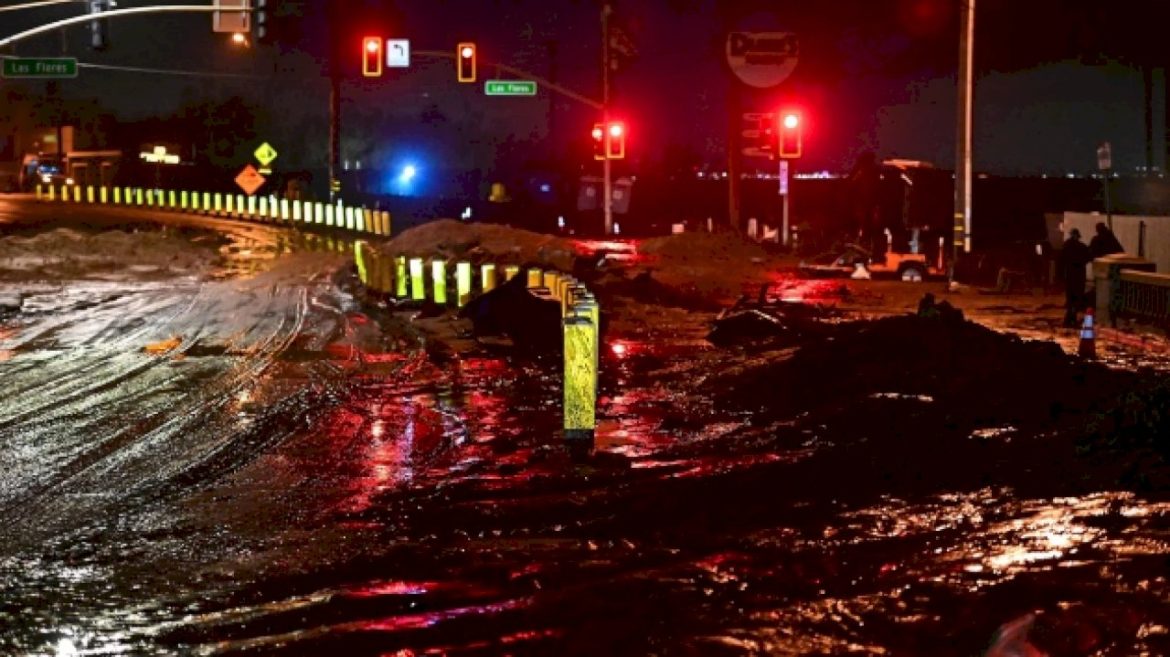 firefighter-swept-into-ocean-in-debris-flow-as-heavy-rain-pounds-los-angeles