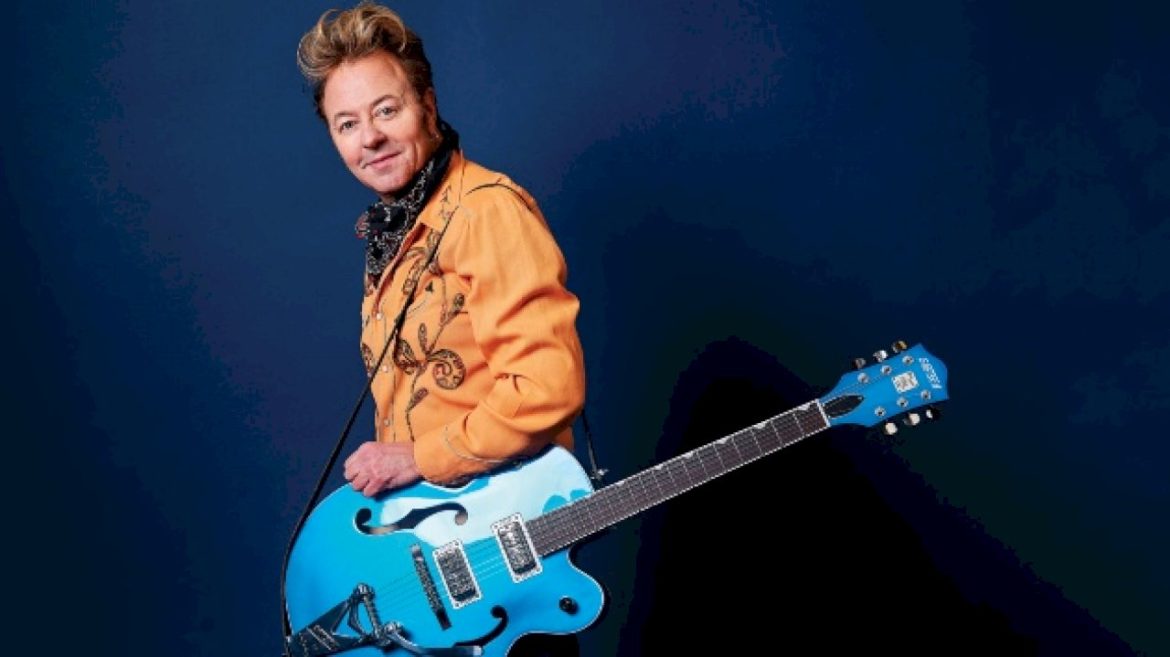 stray-cats-frontman-brian-setzer-diagnosed-with-autoimmune-disease,-can’t-play-guitar