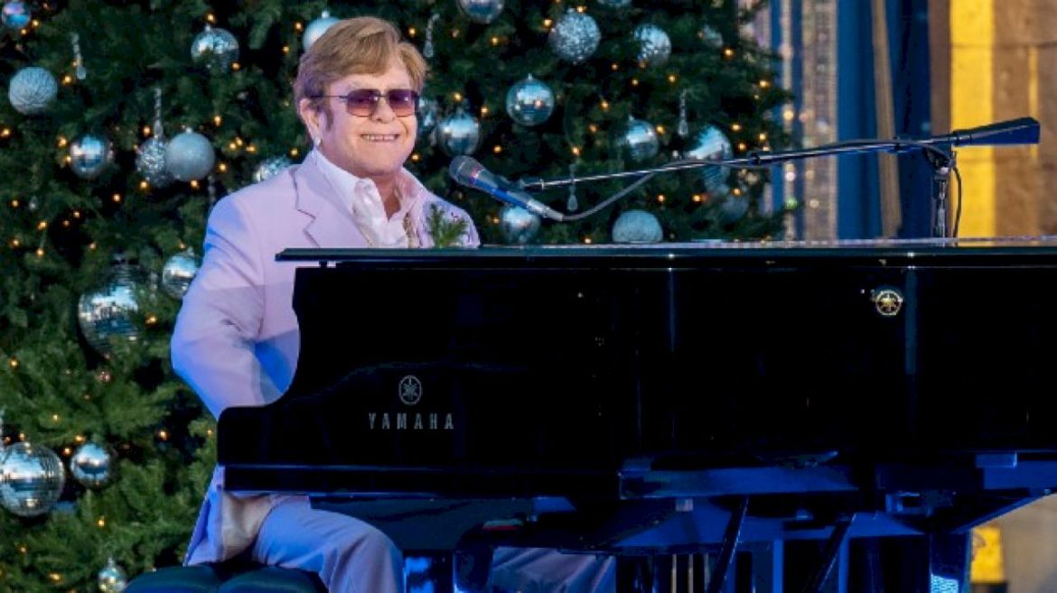 elton-john-on-his-eyesight-loss:-‘this-is-not-going-to-beat-me’