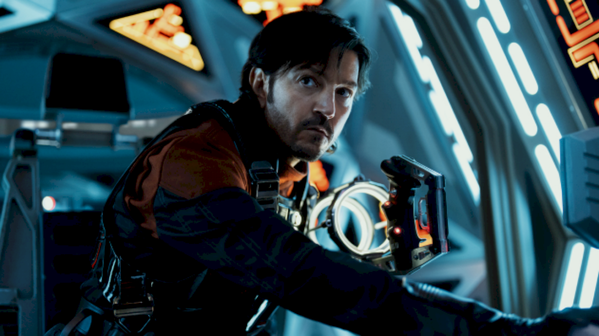 cassian-andor-fights-for-revolution-in-‘andor’-season-2-trailer