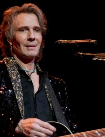 rick-springfield-prefers-‘microdosing’-over-ketamine-therapy-to-help-depression