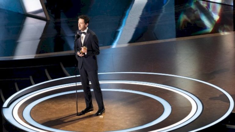 adrien-brody-sets-record-for-longest-oscar-speech-ever