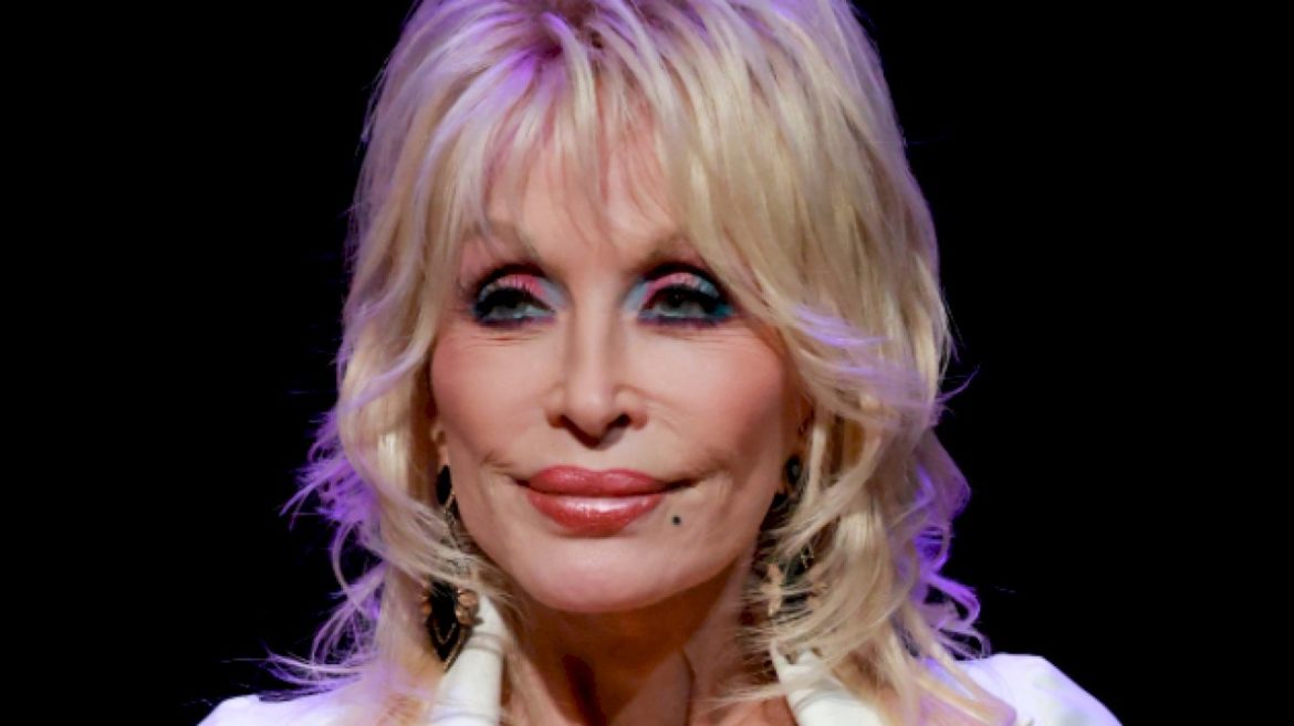 dolly-parton-and-carl-dean’s-best-quotes-about-their-decadeslong-love-story