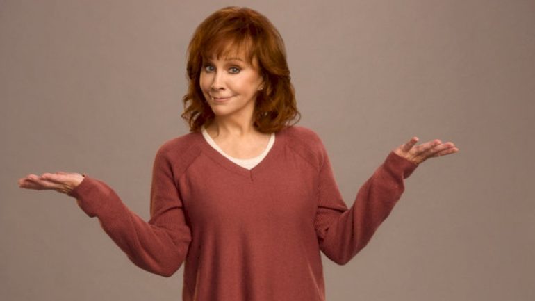 reba’s-ready-to-play-‘nashville’s-first-rodeo’