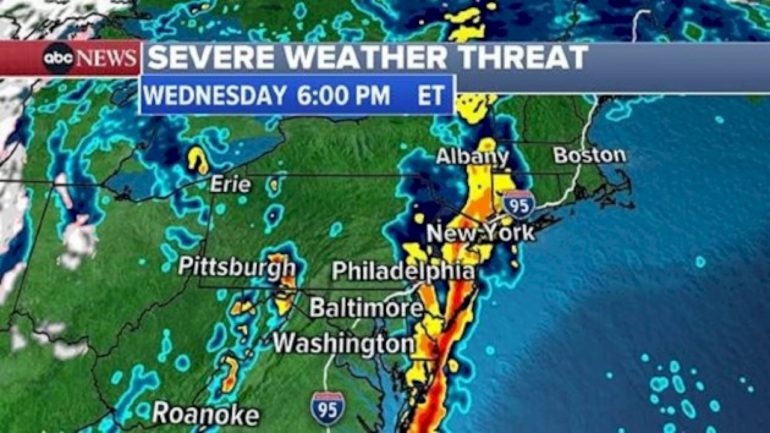 thunderstorms,-heavy-rain-hit-east-coast-with-blizzard-conditions-in-the-midwest