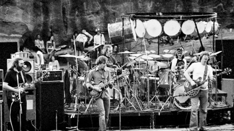 grateful-dead-to-celebrate-60th-anniversary-with-60-cd-live-collection