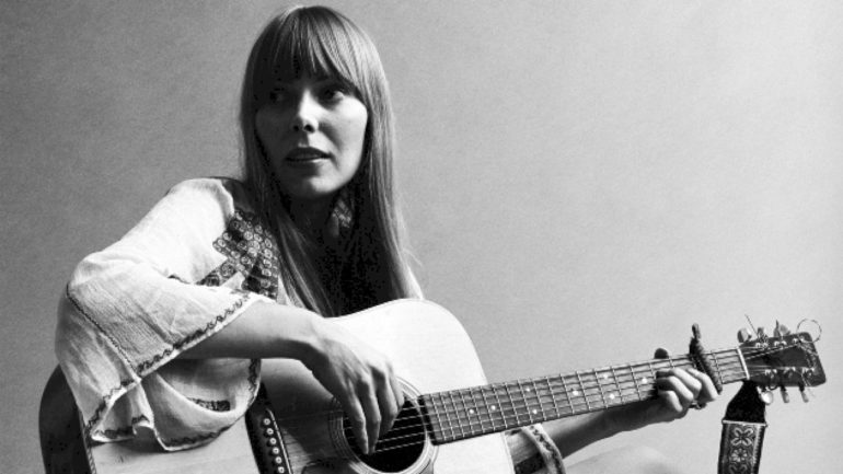 joni-mitchell’s-‘california’-gets-streaming-bump-thanks-to-amanda-seyfried