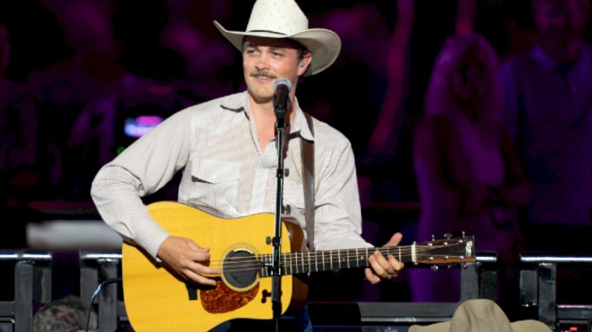 and-the-first-academy-of-country-music-award-goes-to:-zach-top