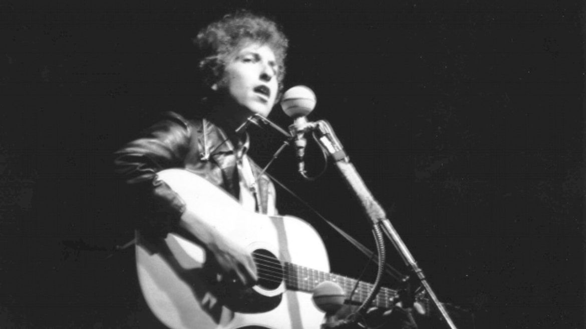 bob-dylan-center-to-launch-new-‘going-electric’-exhibit-in-july