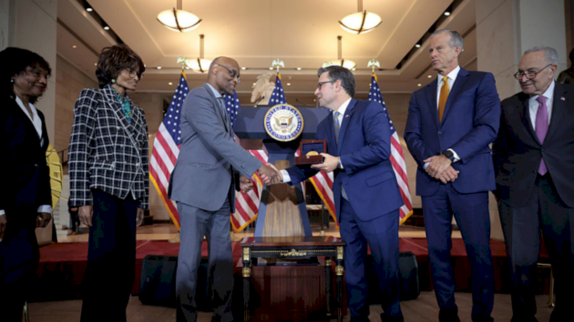 only-black-female-wwii-unit-receives-congressional-gold-medal