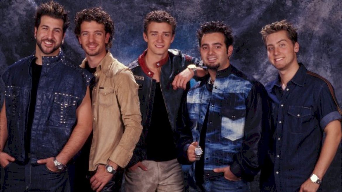 *nsync’s-‘it’s-gonna-be-may’-meme-‘keeps-us-alive-every-year,’-says-lance-bass
