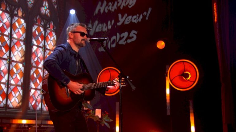 how-choirs-+-stagecoach-inspired-eric-church-to-create-‘evangeline-vs.-the-machine’