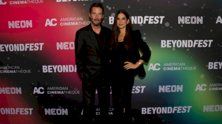 keanu-reeves,-sandra-bullock-to-star-in-romantic-thriller