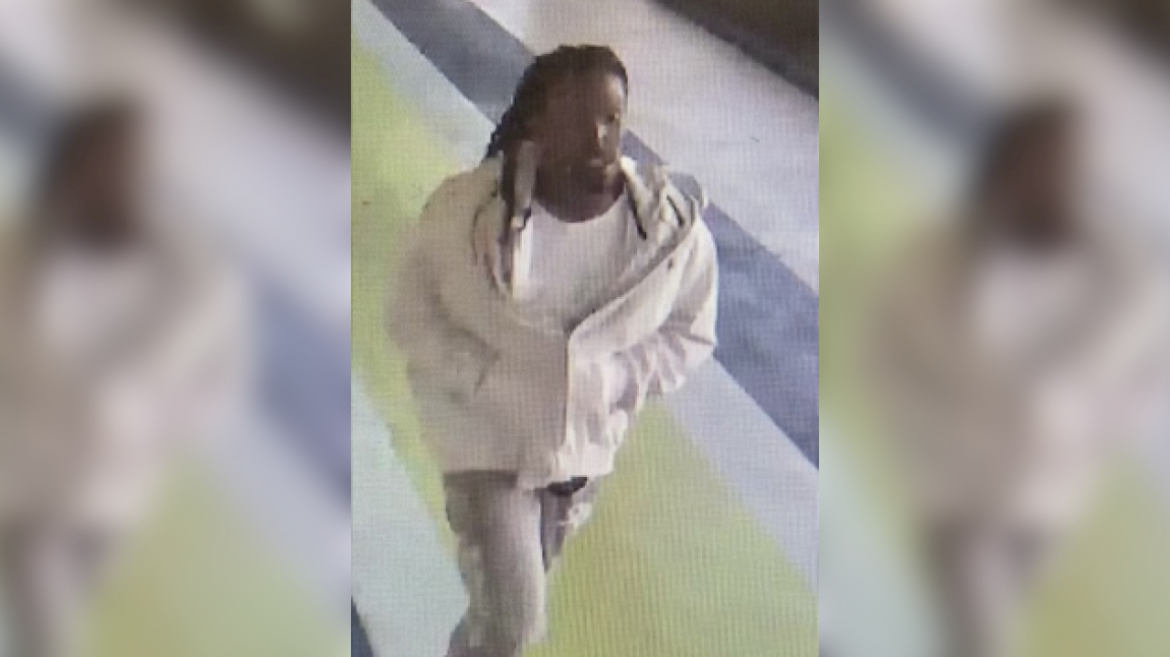 inmate-on-the-run-after-escaping-custody-at-seattle-tacoma-airport:-police