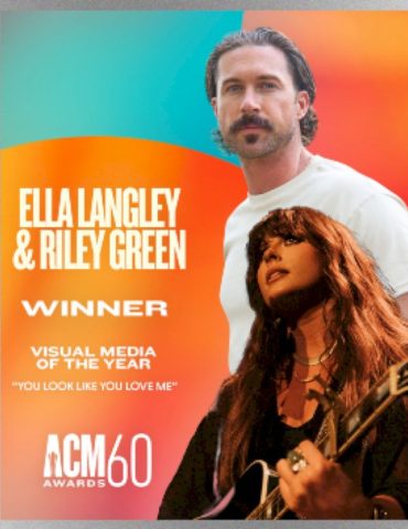 ‘you-look-like’-a-winner:-ella-langley-picks-up-another-acm