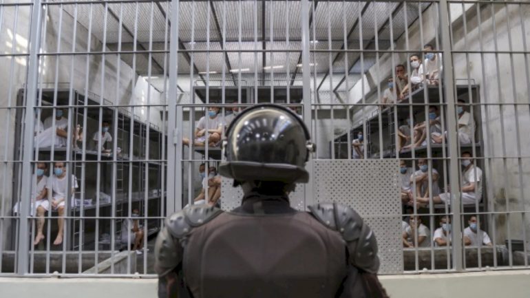 judge-to-hear-arguments-after-ordering-return-of-venezuelan-migrant-from-el-salvador
