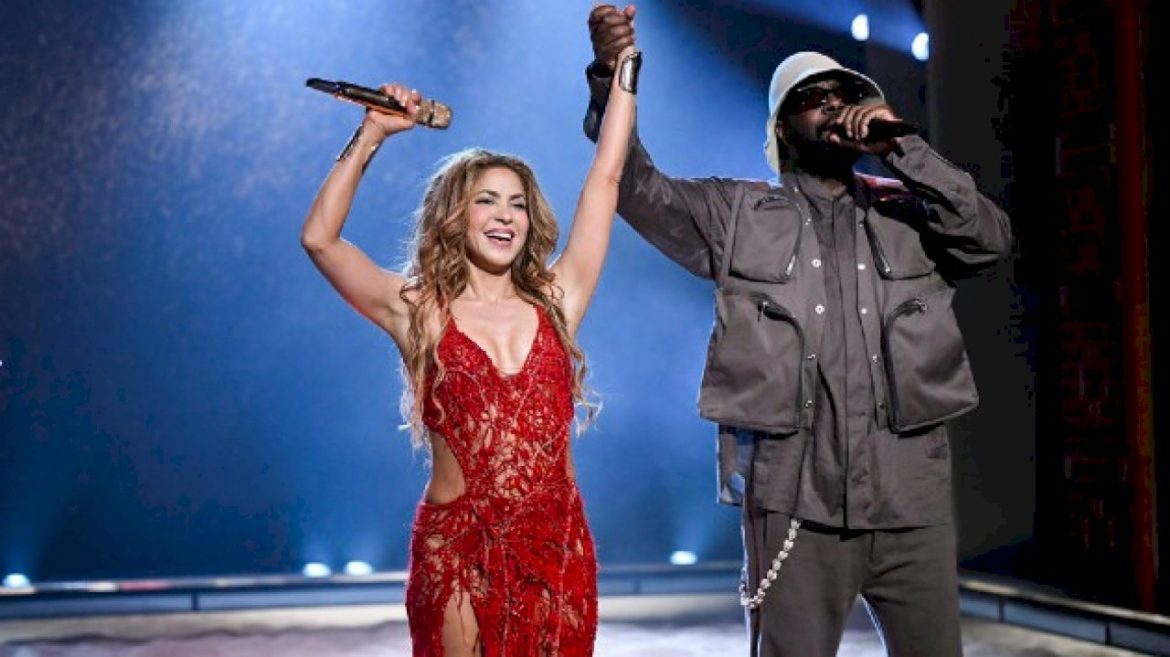 watch-shakira-and-wyclef-jean-revisit-‘hips-don’t-lie’-for-‘tonight-show’-anniversary-performance