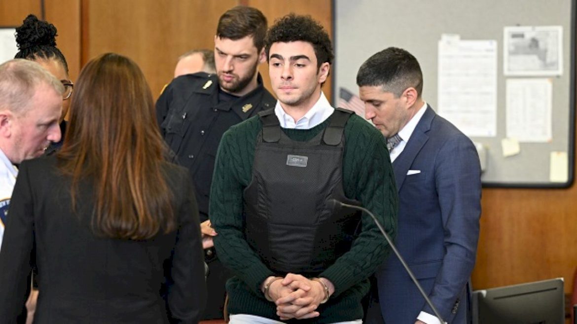 luigi-mangione’s-online-defense-fund-surpasses-$1-million