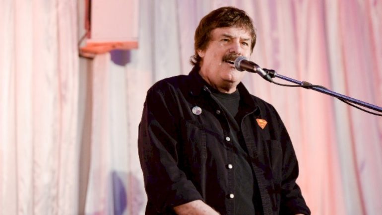 the-guess-who’s-burton-cummings-announces-a-few-good-moments-summer-tour