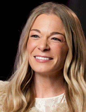 leann-rimes-to-star-in-‘9-1-1:-nashville’-with-kimberly-williams-paisley-and-more